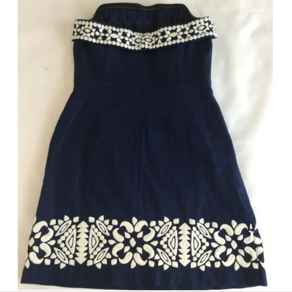Vineyard Vines Medallion Embroidered Blue & White Strapless Dress - 00